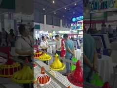 Het automatische Apparaat van de Gevogeltevoeder met het Voeden 1-99g Bedragkunststof