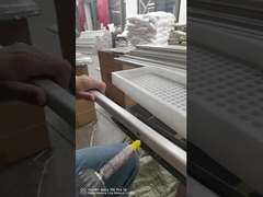 dubbele het uitsteekseldrinker van het vleugel tweelingslot voor van de de laagvogel van de Gevogeltegrill de kwartelskip het drinken